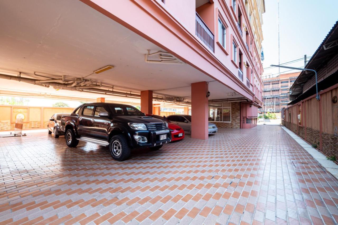 Reddoorz Navin Mansion 3 3* Pattaya