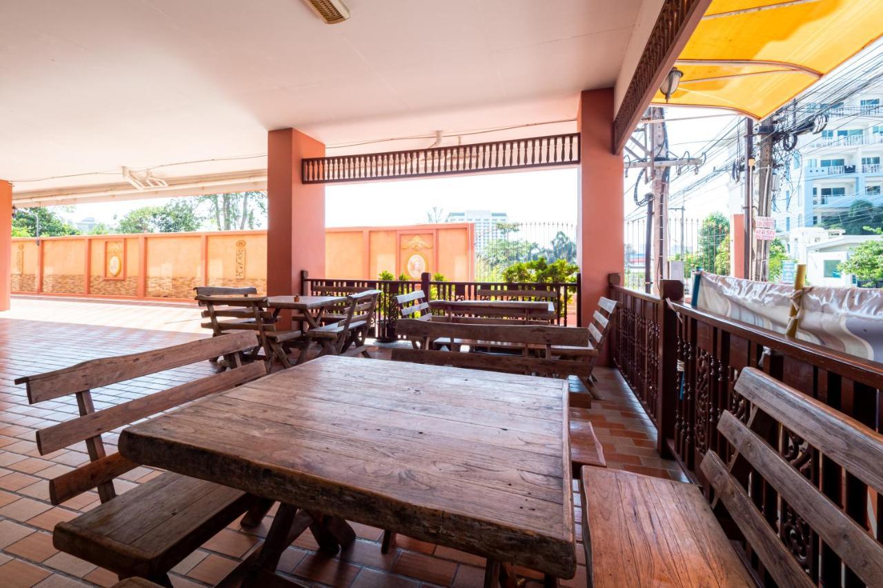 Reddoorz Navin Mansion 3 Hotel