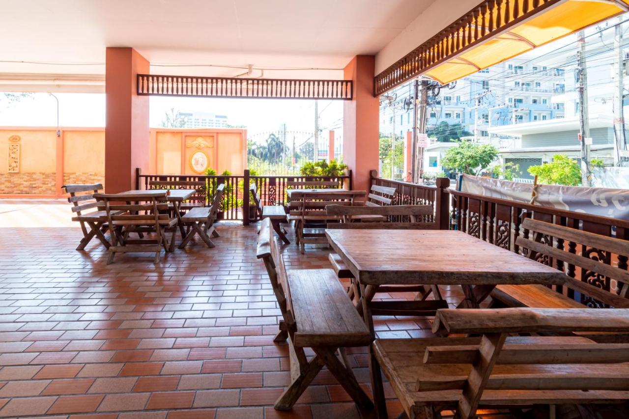 Reddoorz Navin Mansion 3 Hotel