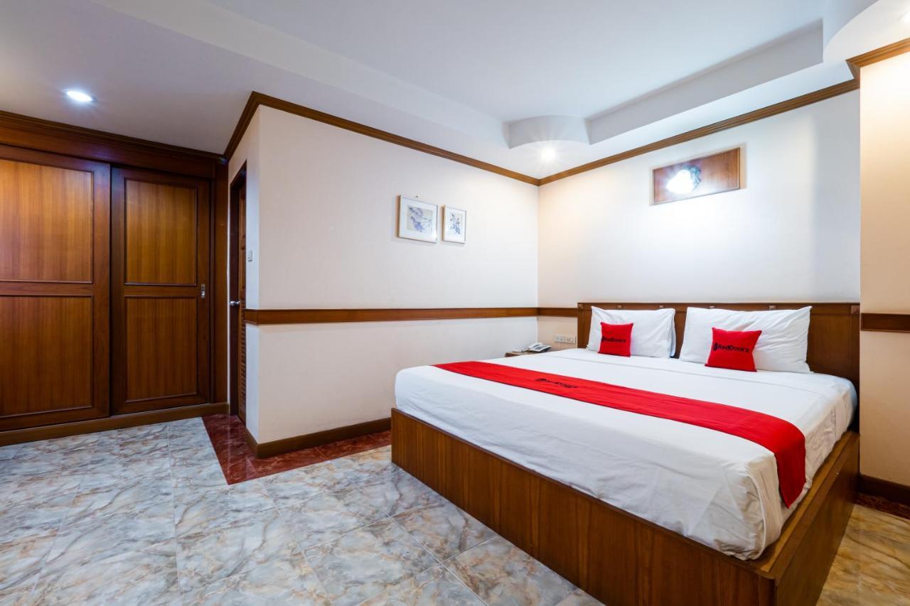 Reddoorz Navin Mansion 3 Hotel Pattaya