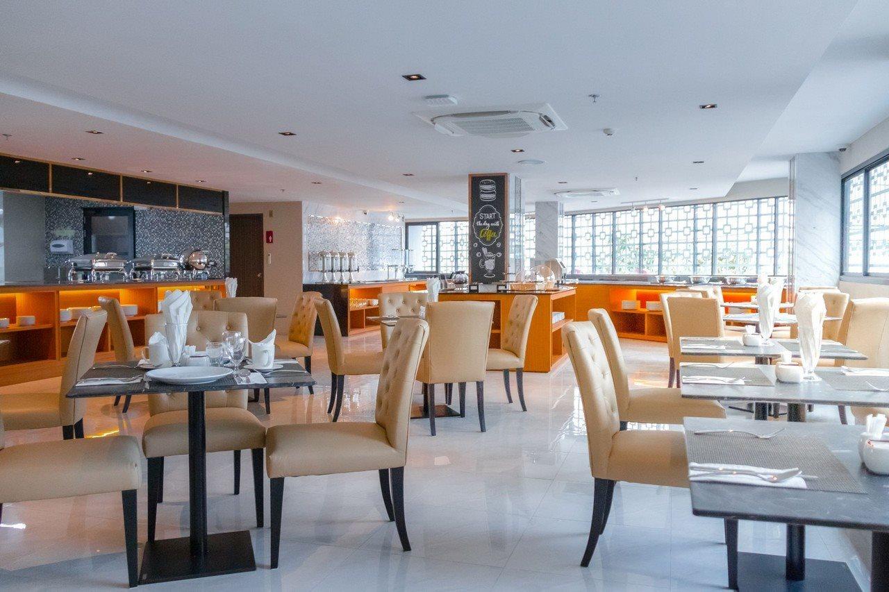 Hotel Glow South 4*