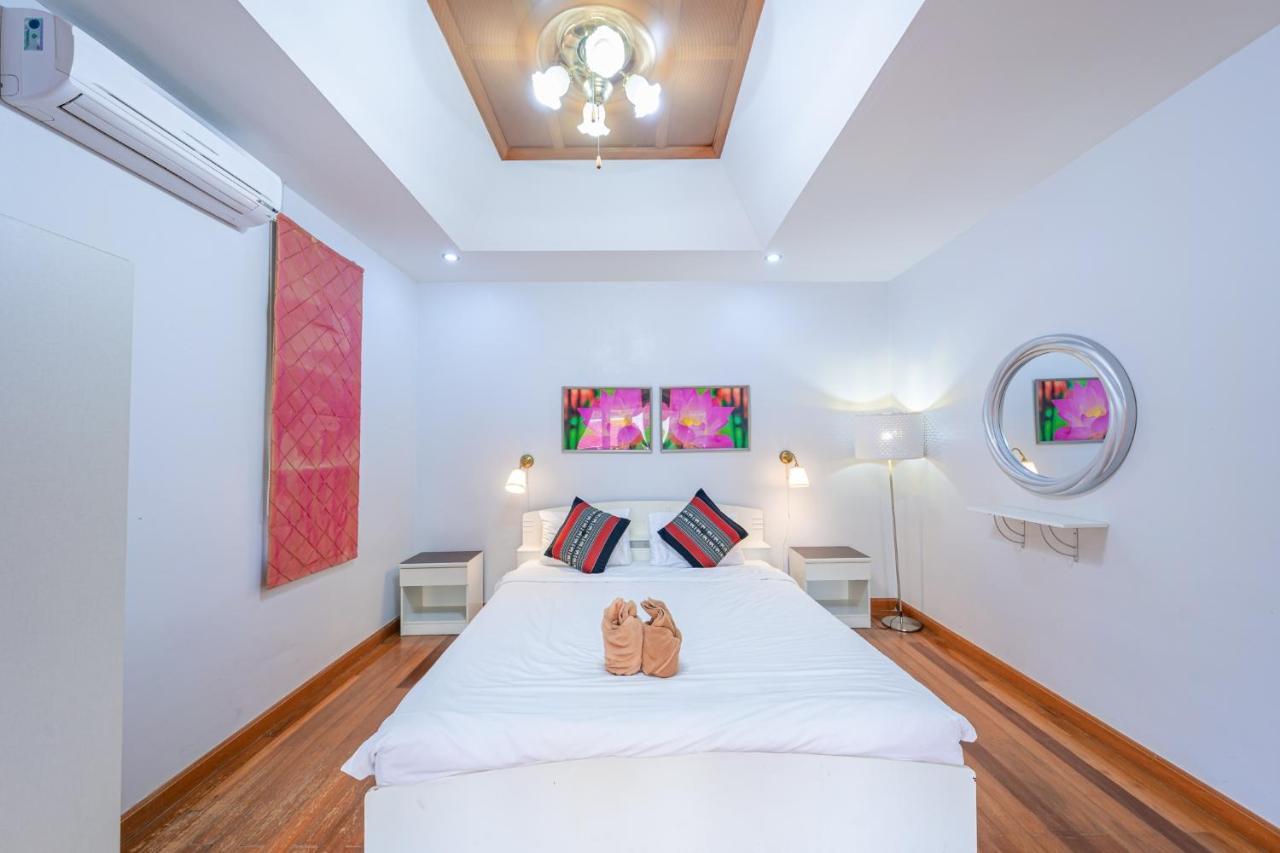 Bali Beach Pool Villa *