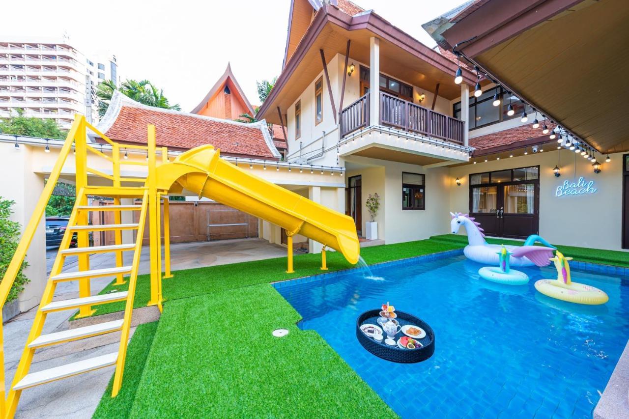 Bali Beach Pool Villa