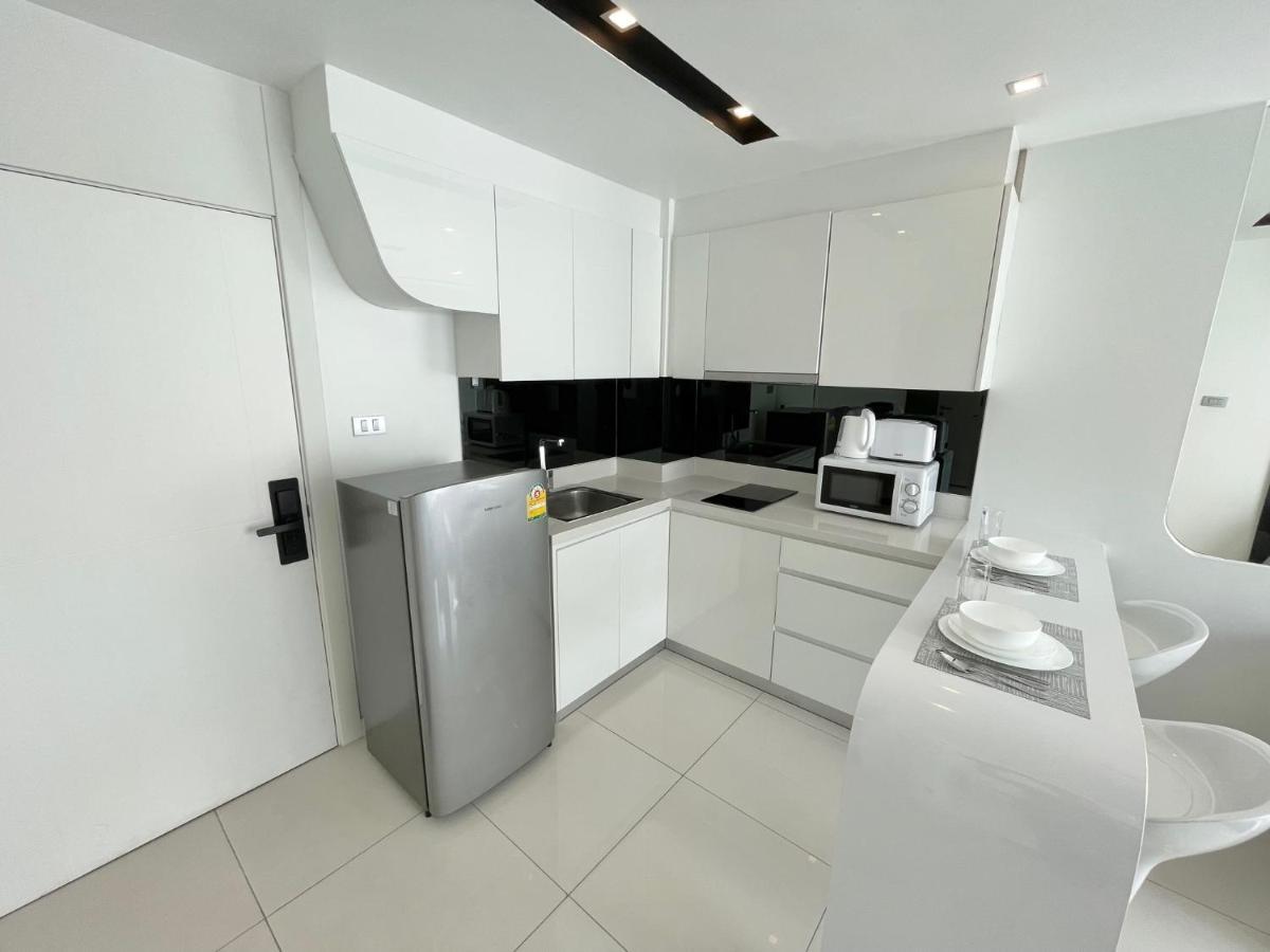 Inner Circle 1 Bed In Center Apartment Pattaya