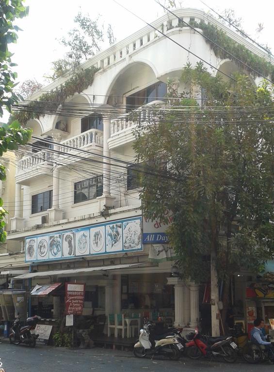 Apartment Baan Dok Mai Pattaya