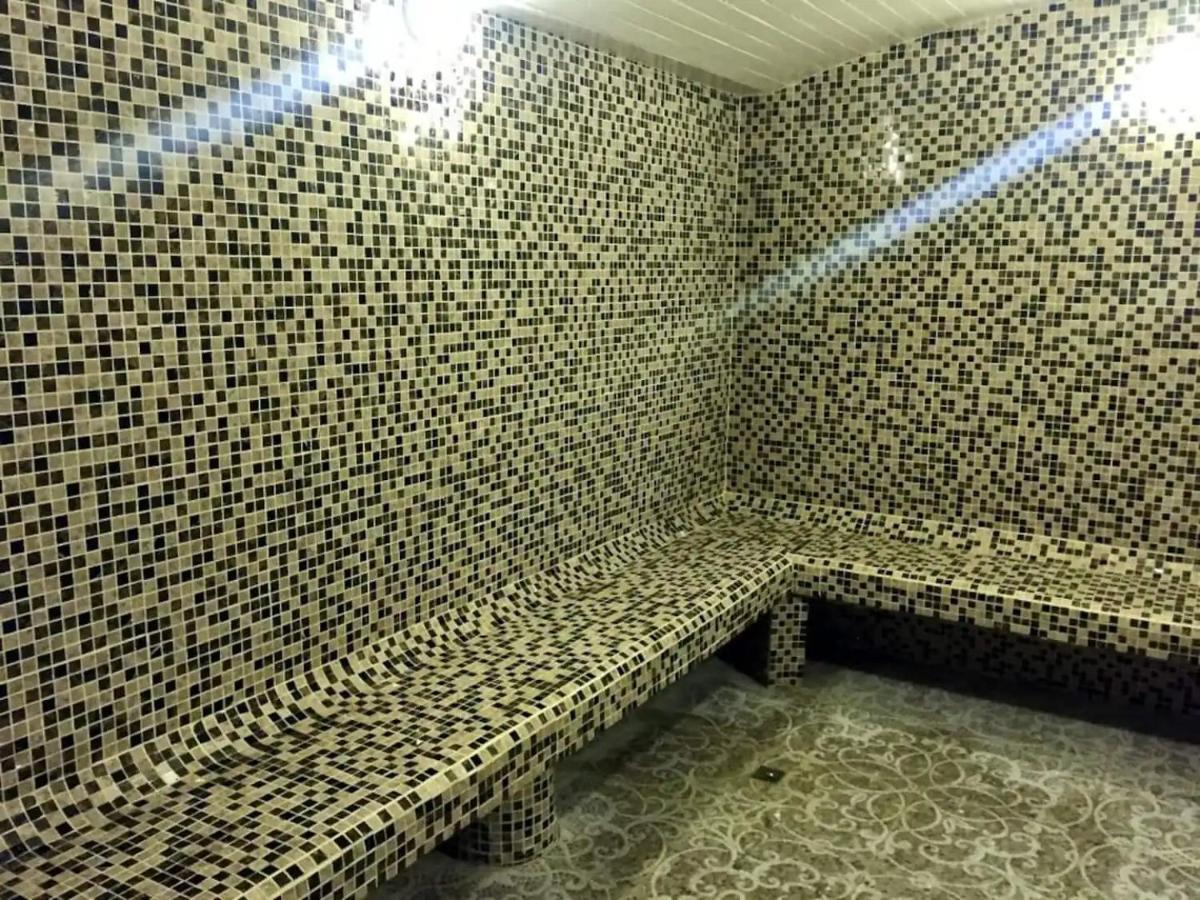 Large Luxury - 2 Bedroom - Centre - Grand Avenue Residences, Pool View - 312 *