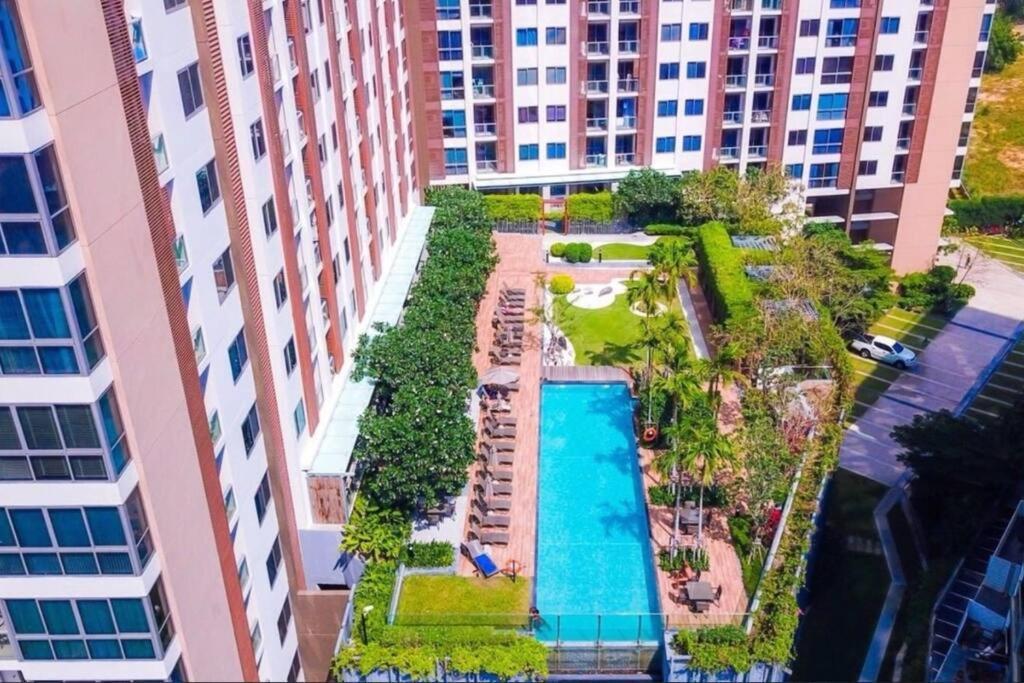 Unixx Near Walking Street Apartment *