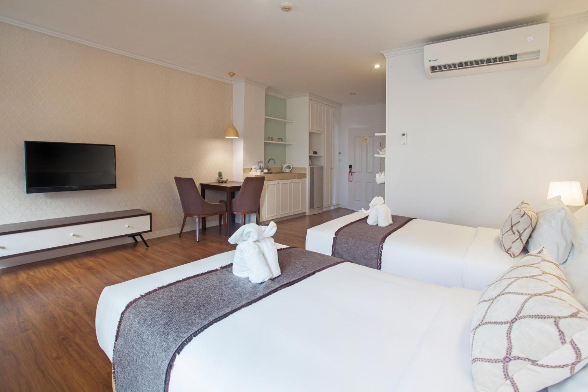 โรงแรม Hill Fresco