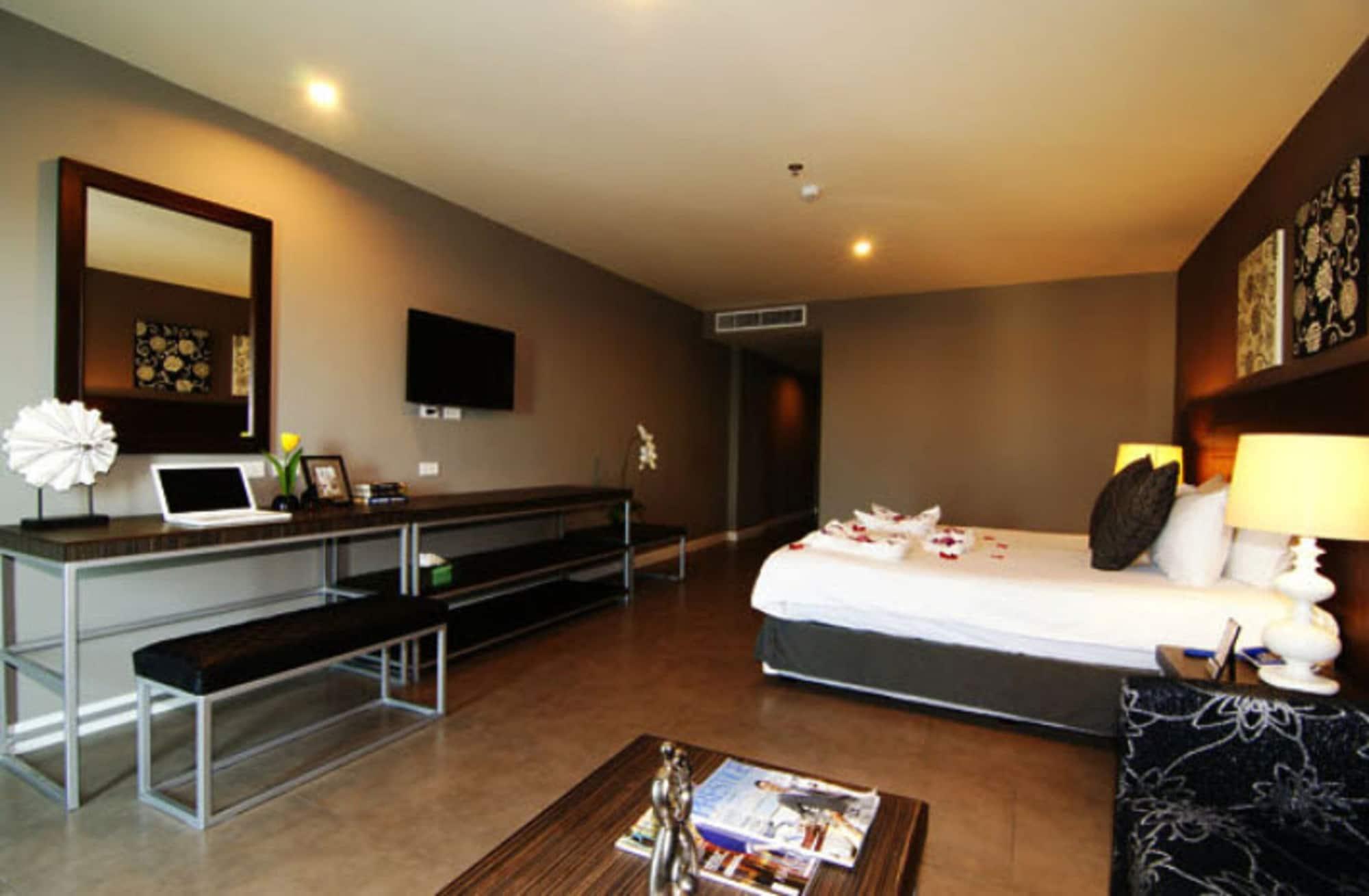 Sea Me Spring Tree Hotel (Adults Only) Hotel