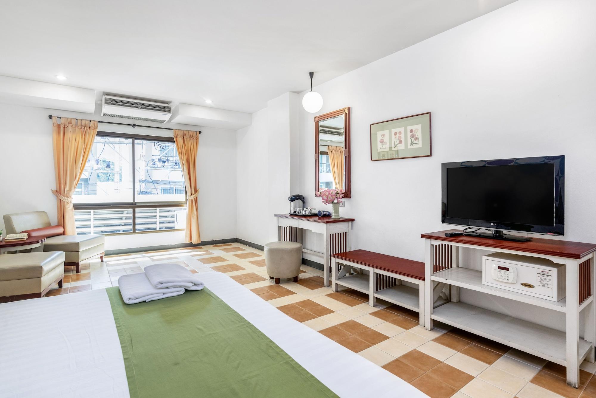 Hotel Sawasdee Sea View