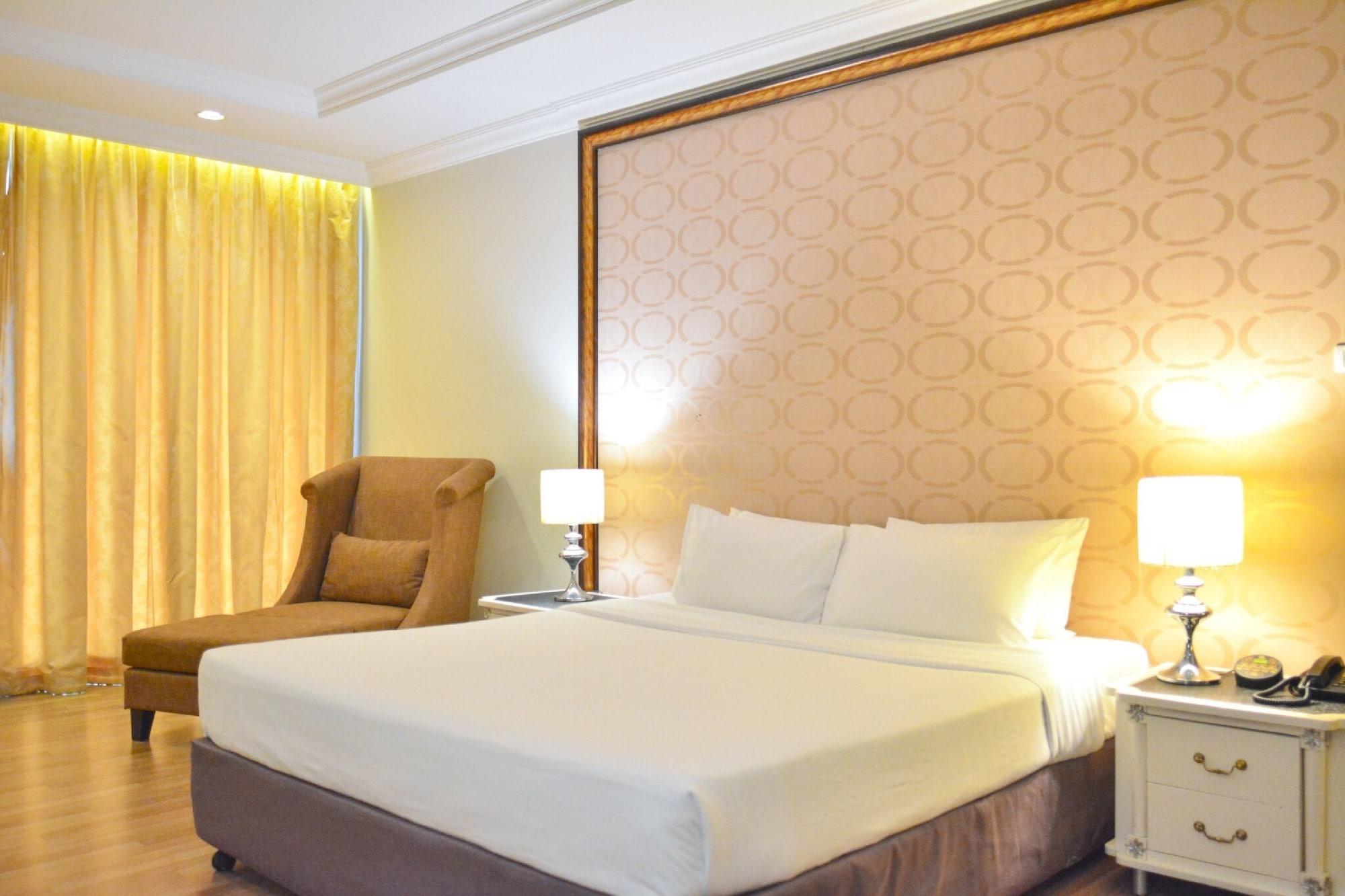 Hotel Lk Legend 4*