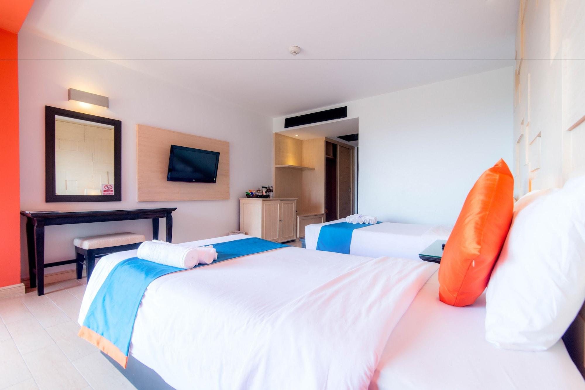 Sea Breeze Jomtien Hotel