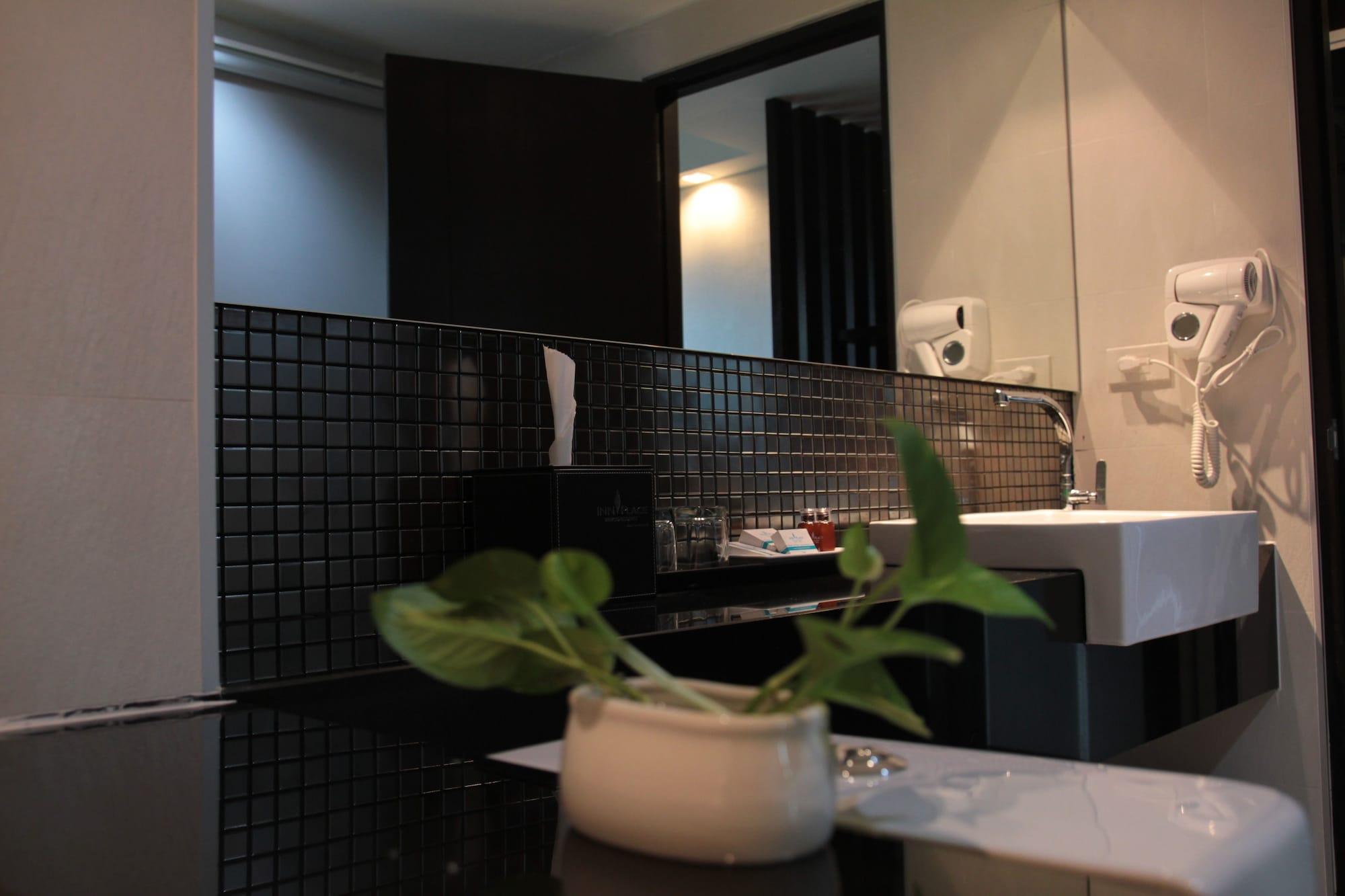 Place Serviced 3* Pattaya