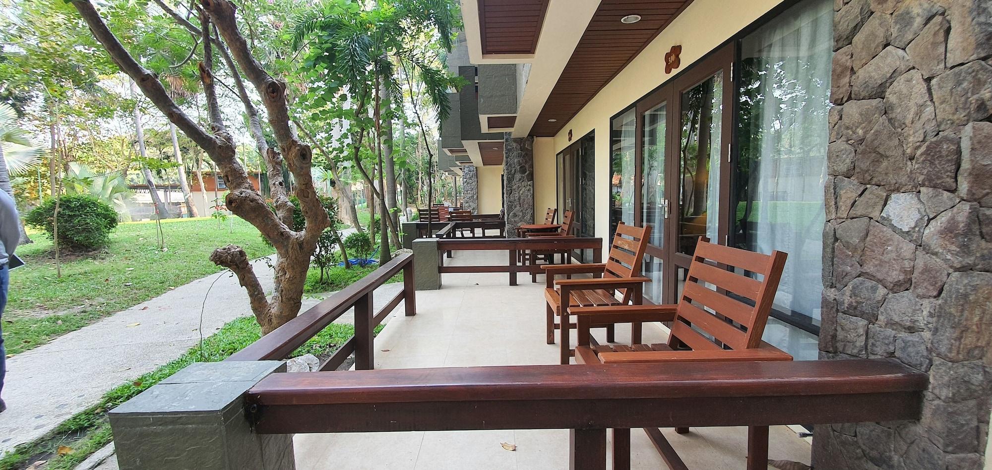 Garden Sea View Resort 5*