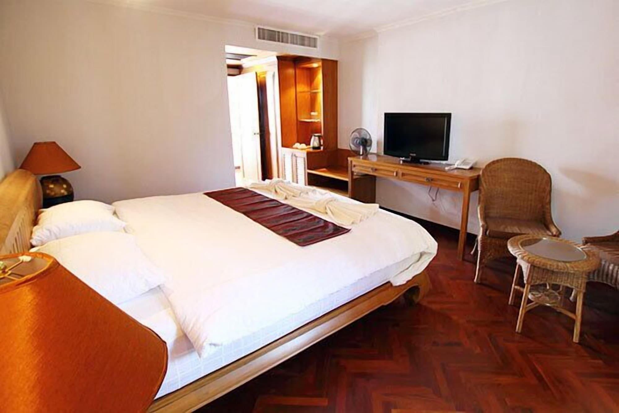 Chada Thai House 2* Pattaya