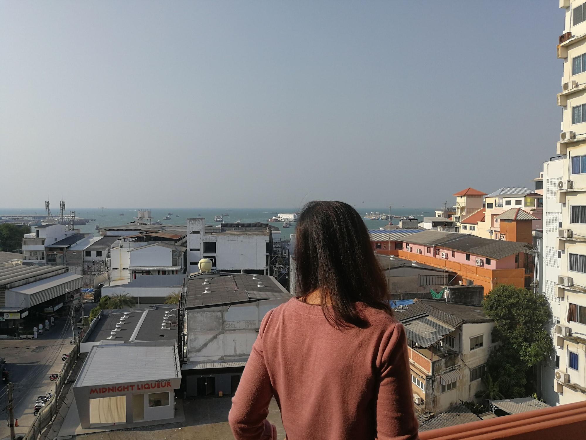 Hotel 7 Days Premium