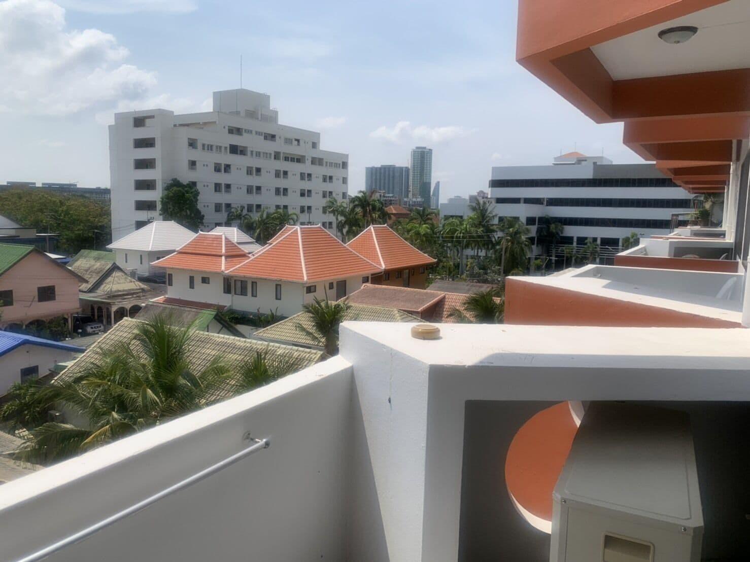 Longstay - Sha Certified โรงแรม 3*