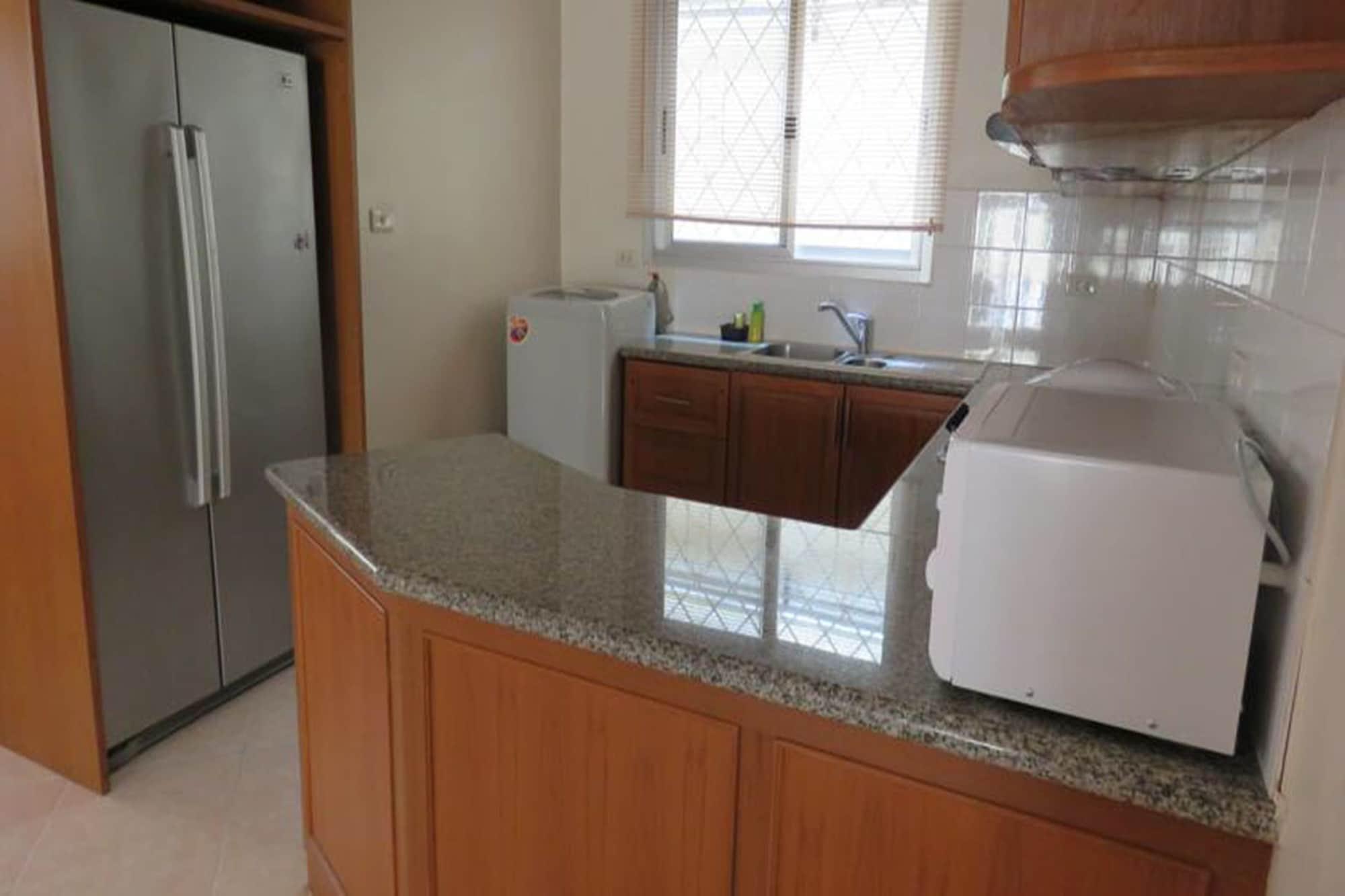 Hotel Butterfly Garden Boutique Residence: Luxury With Baths 4*