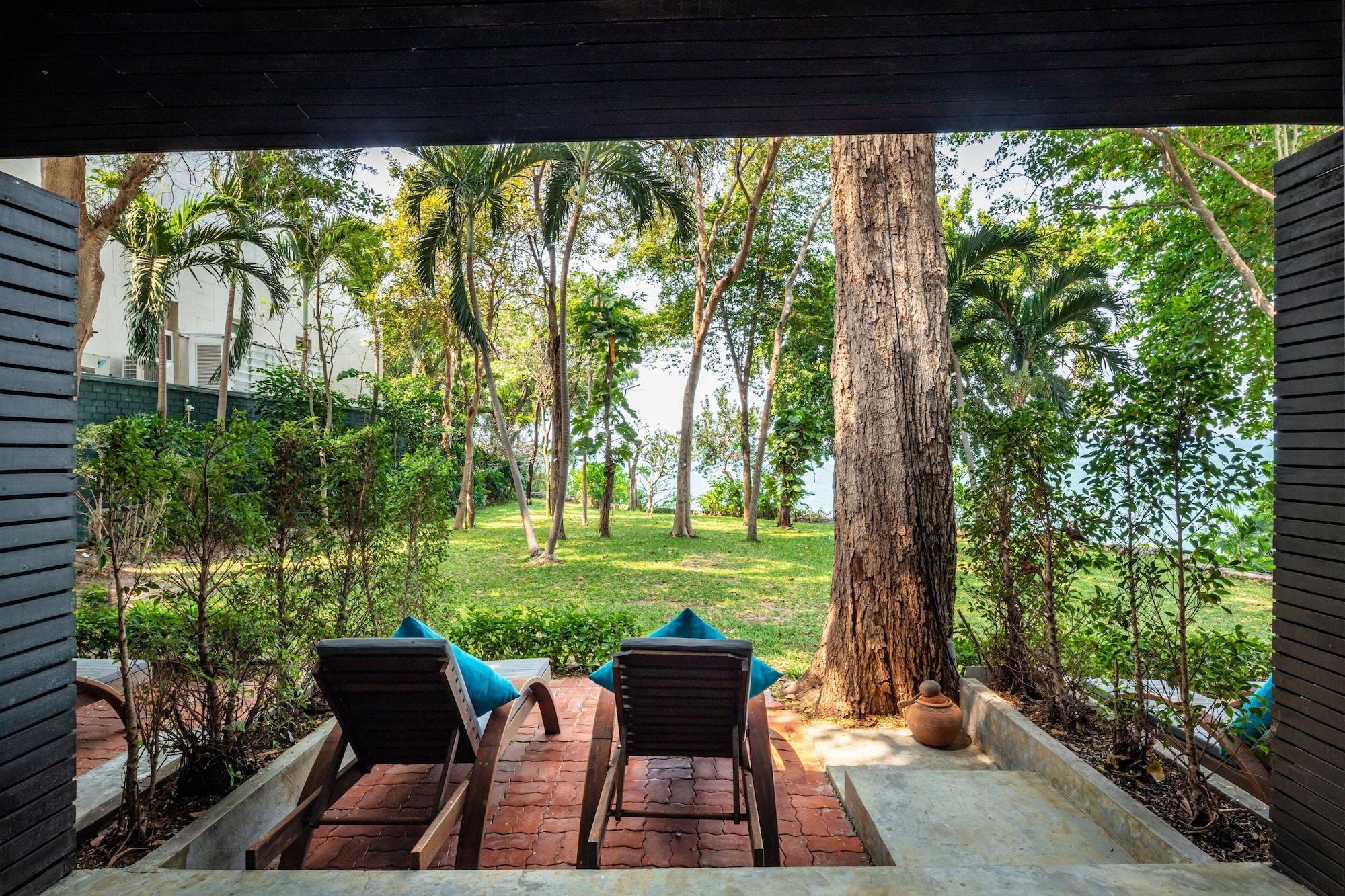 The Monttra Pattaya - Sha Extra Plus Resort