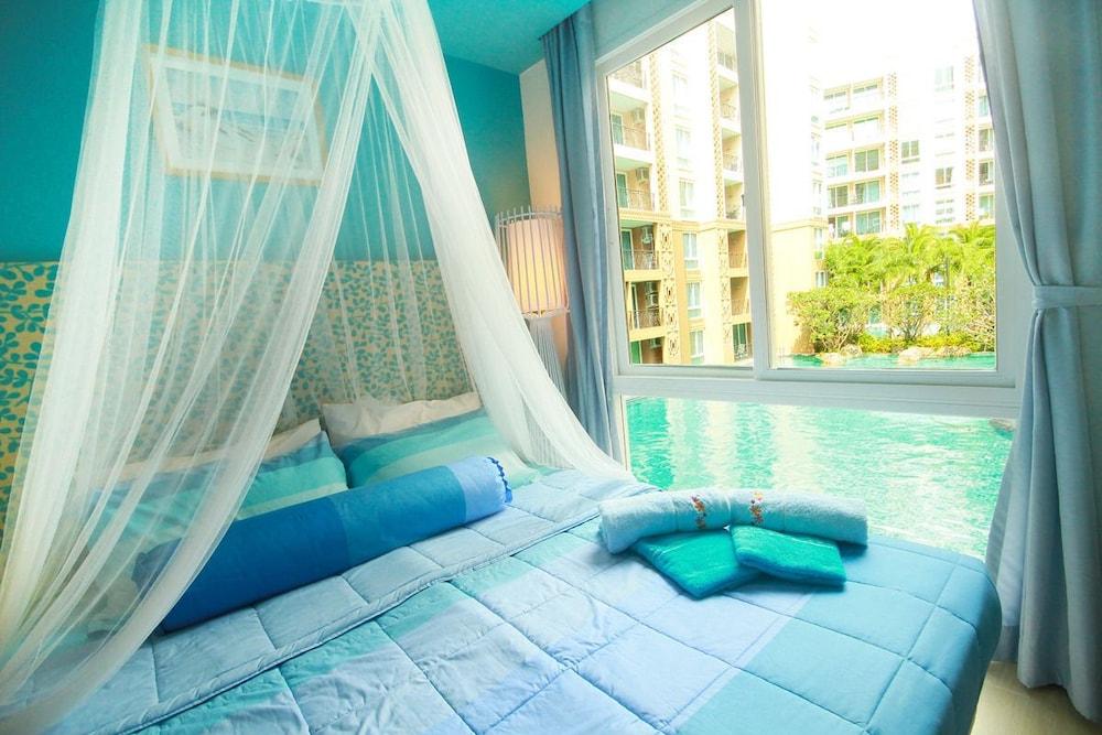 Atlantis & Water Park By The Sea Hotel Pattaya