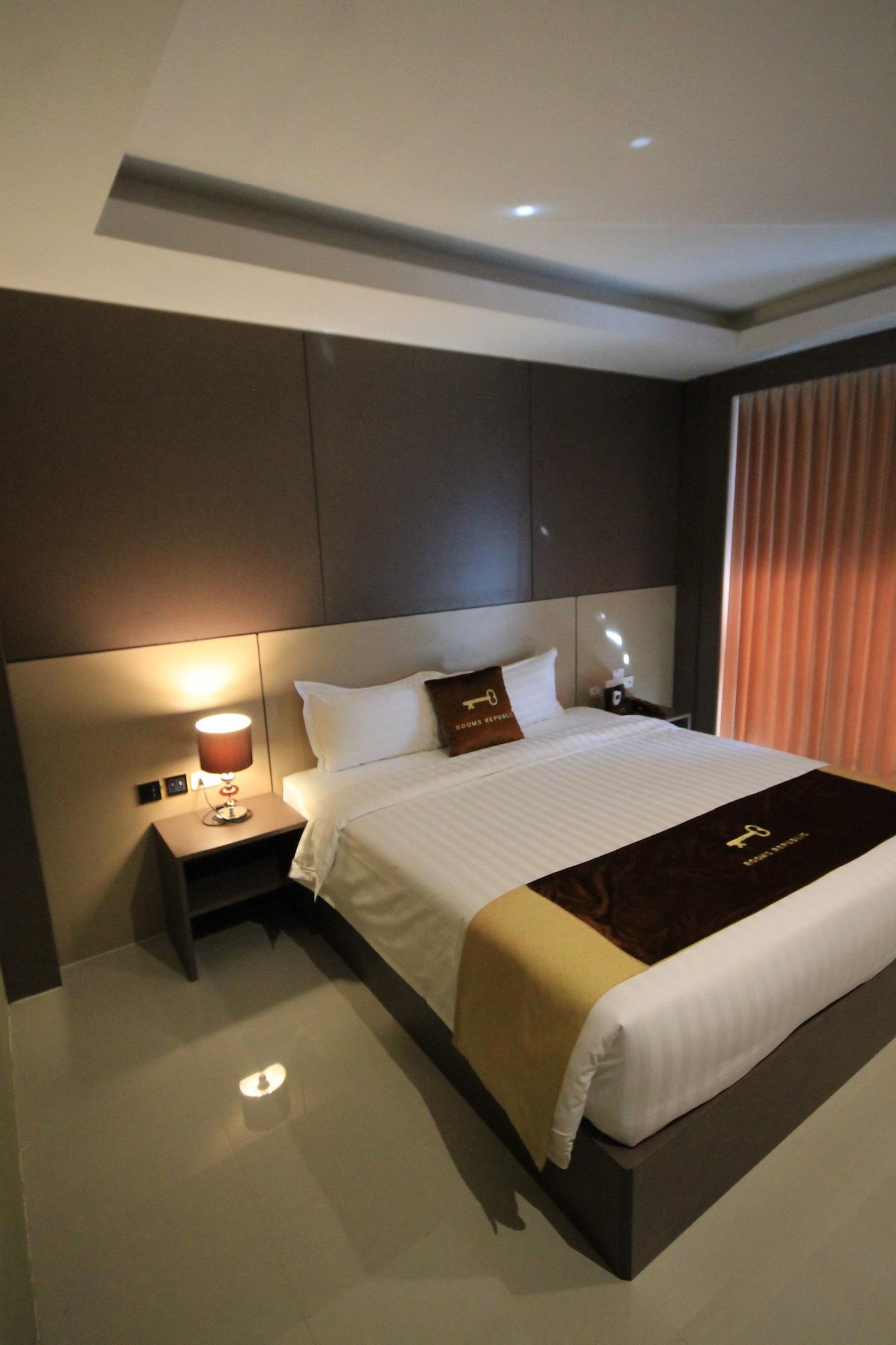Hotel Republic 3*