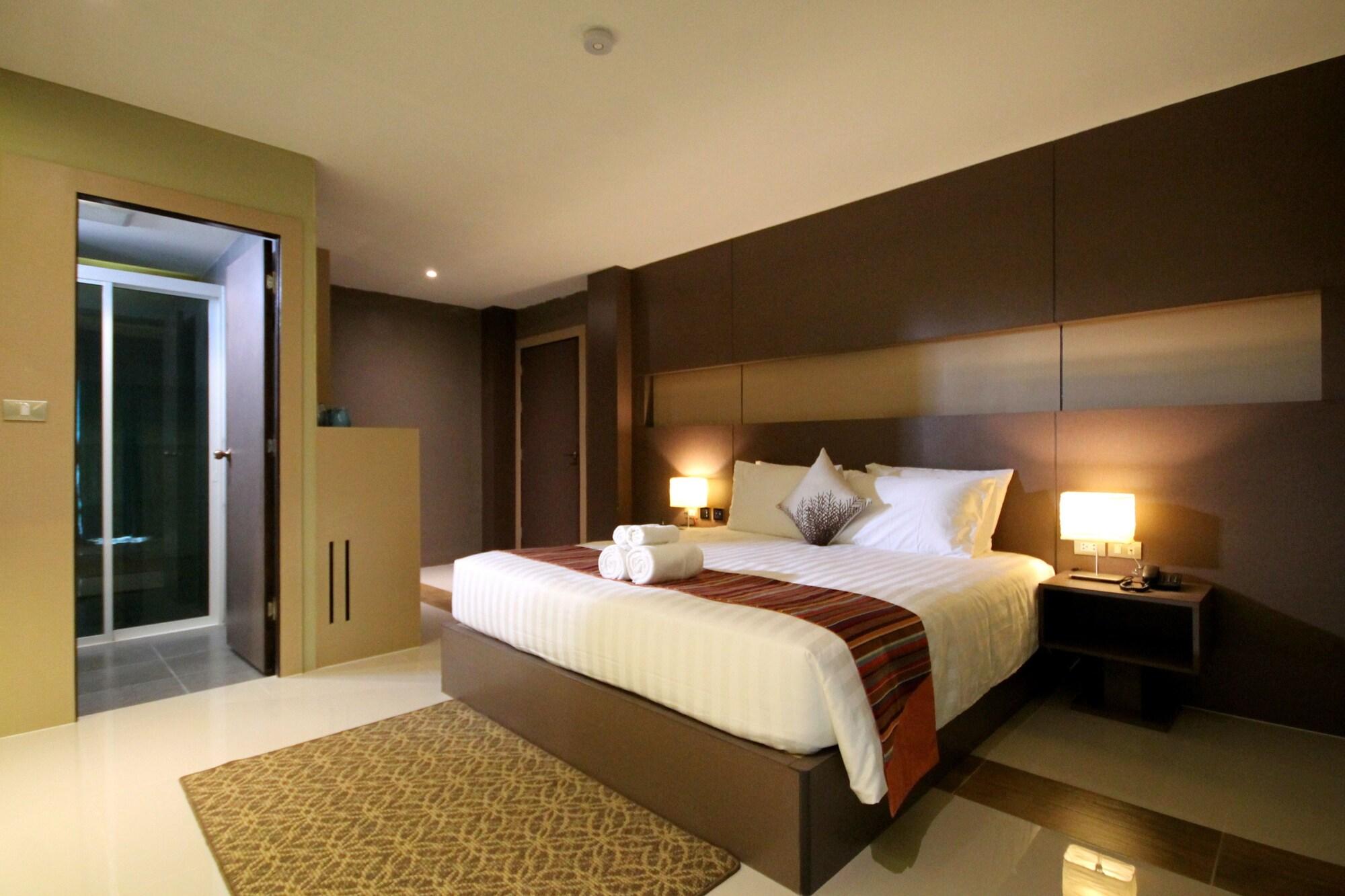 Republic 3*