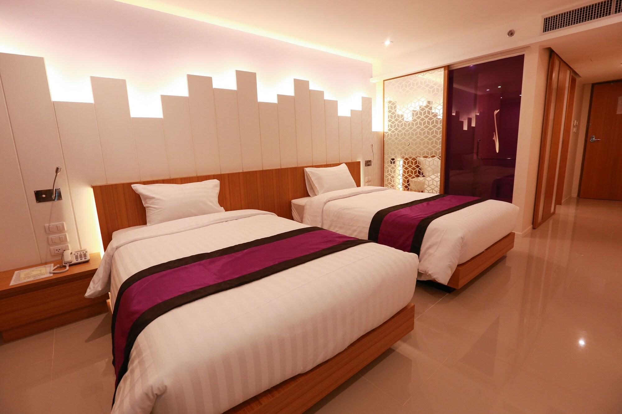 Hotel The Whisper 3*