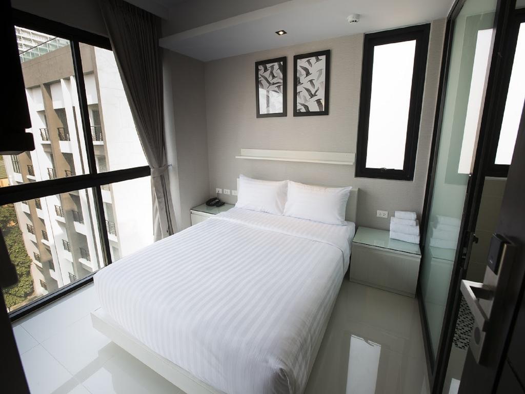 Serenotel Hotel