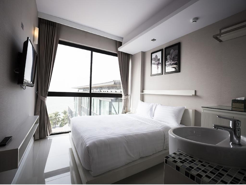 Serenotel Hotel