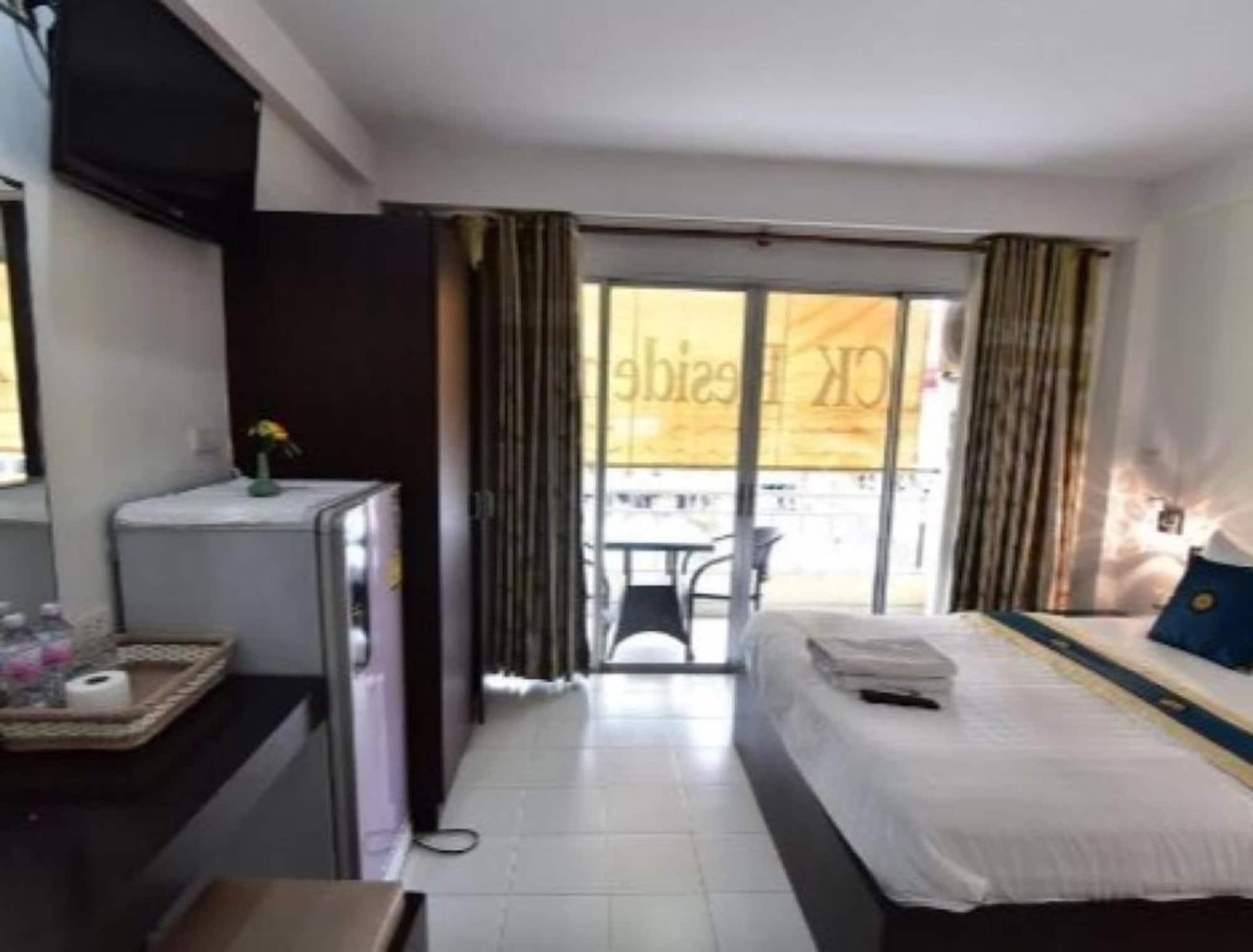Ck Hotel 2*