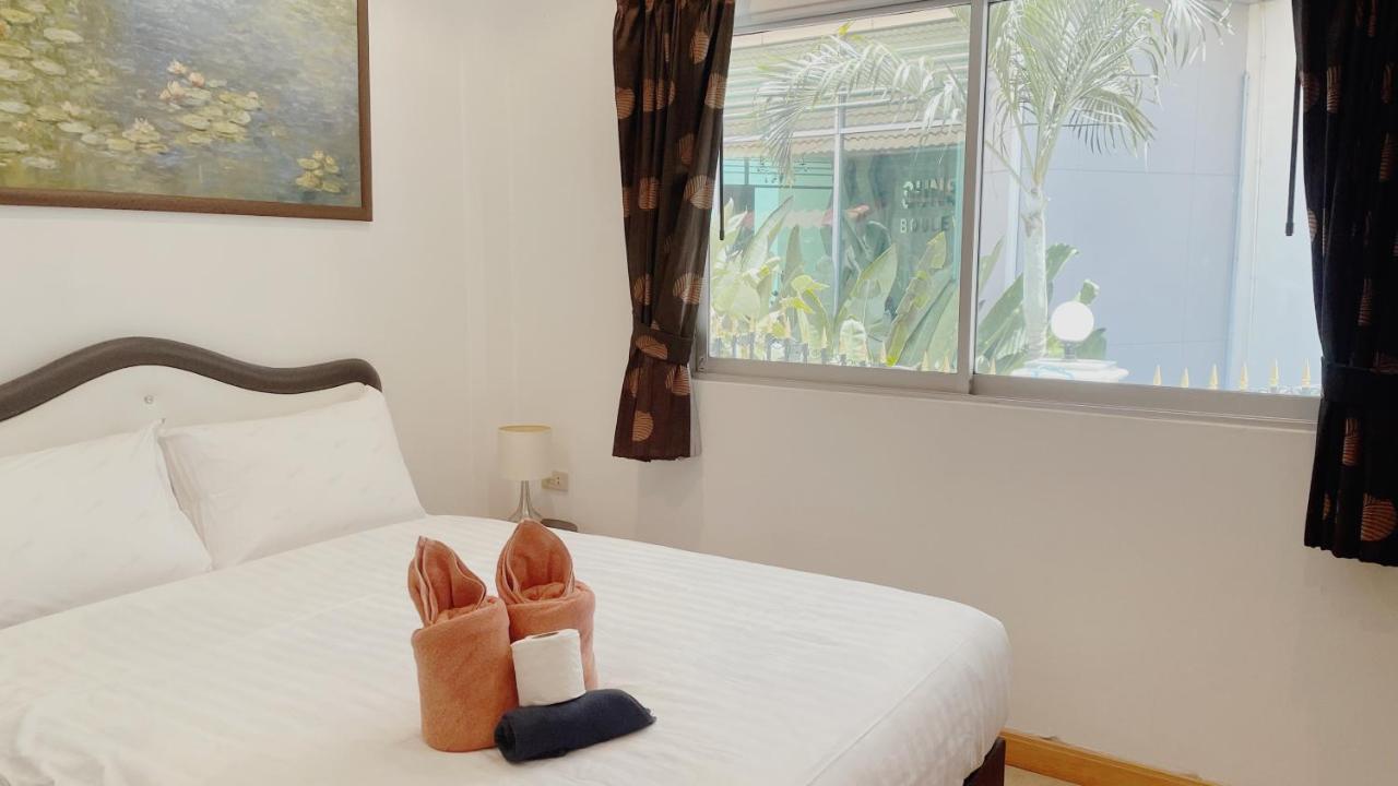 3 Bedroom Praitumnak Soi 4 By Daisy Villa