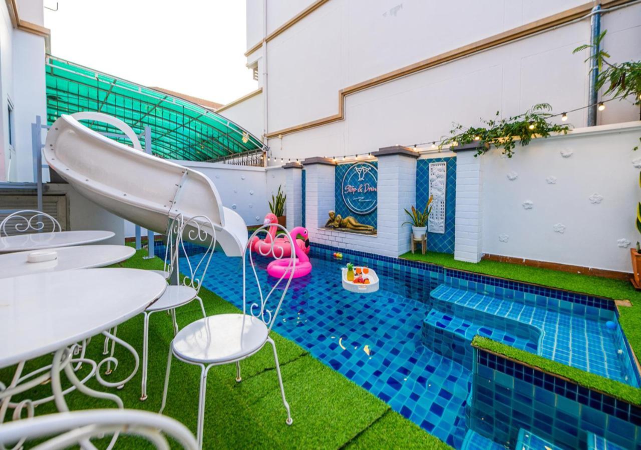 Room@gallery Pool Villa *