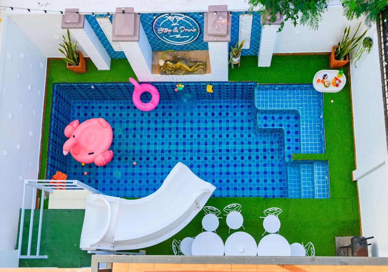 Room@gallery Pool Villa Pattaya