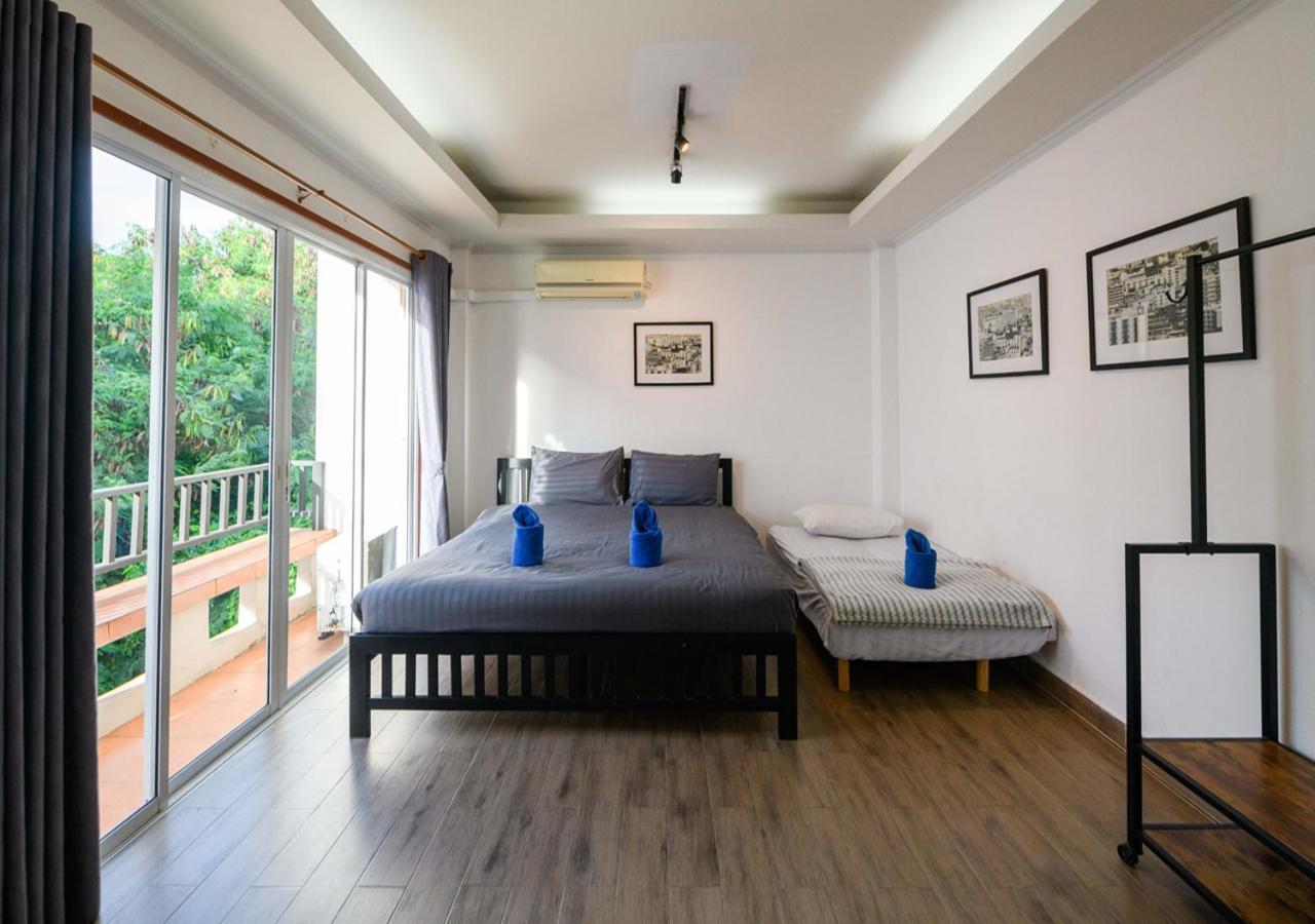 Room@gallery Pool *