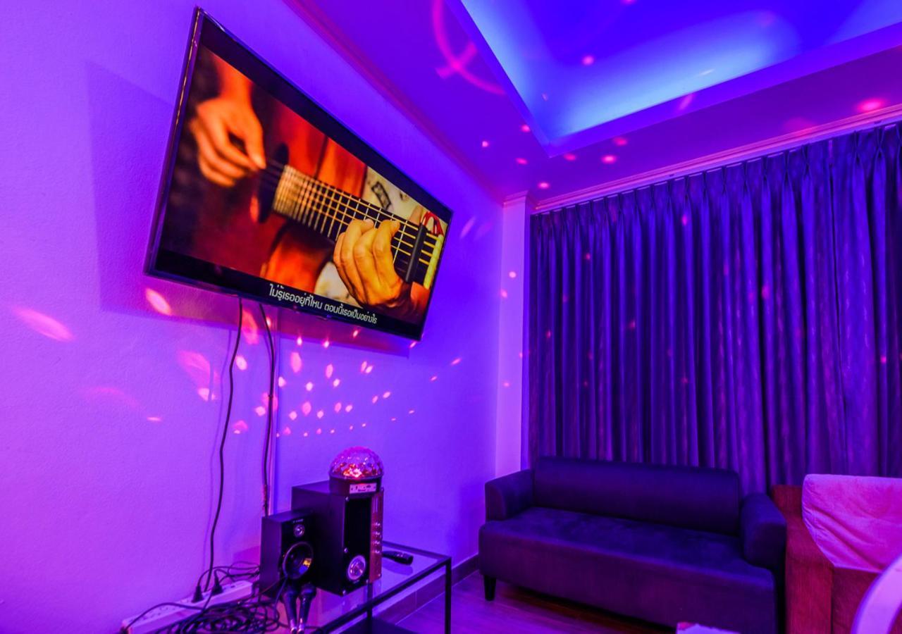 Room@gallery Pool Pattaya