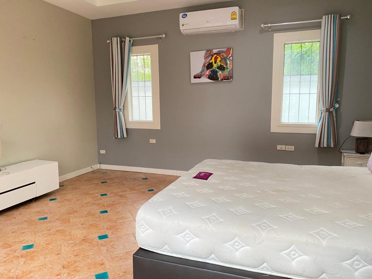 Simple Euro Villa,50m To Beach,6+2br,bbq,golf,karaoke Vila Pattaya
