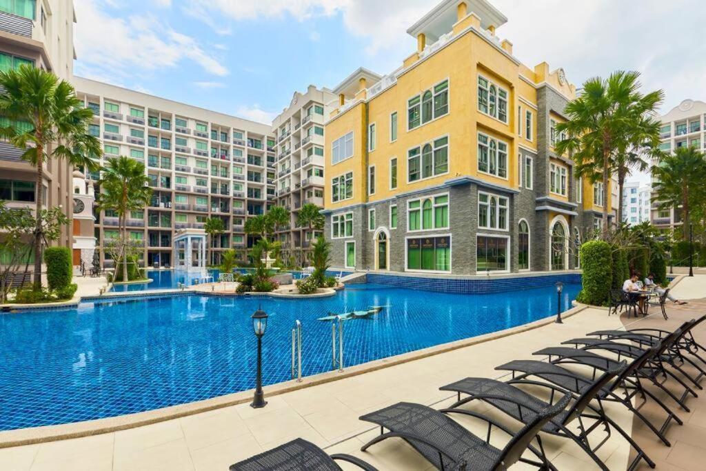 Exclusive Arcadia - Amazing Pools & Gardens, Gym, Sauna, Waterfalls, Jacuzzi, Fast Internet Apartamento *