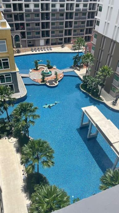 Exclusive Arcadia - Amazing Pools & Gardens, Gym, Sauna, Waterfalls, Jacuzzi, Fast Internet Pattaya