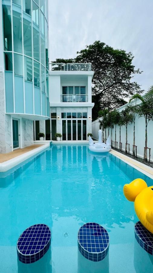 Villa Elysium Pool *
