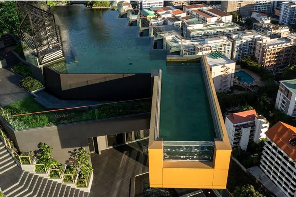 Edge Near Walking Street * Pattaya