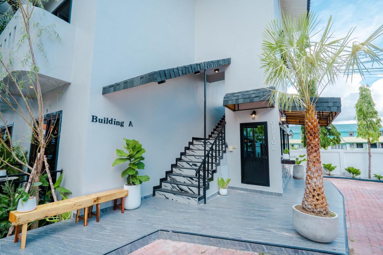 Del Max Apartment