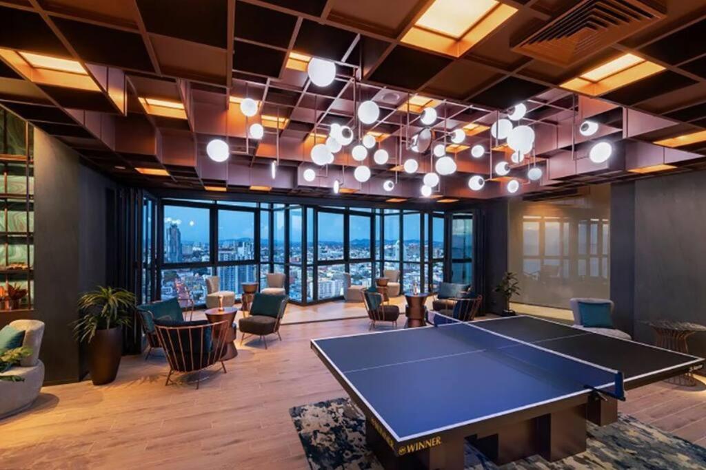 Edge Near Walking Street Pattaya