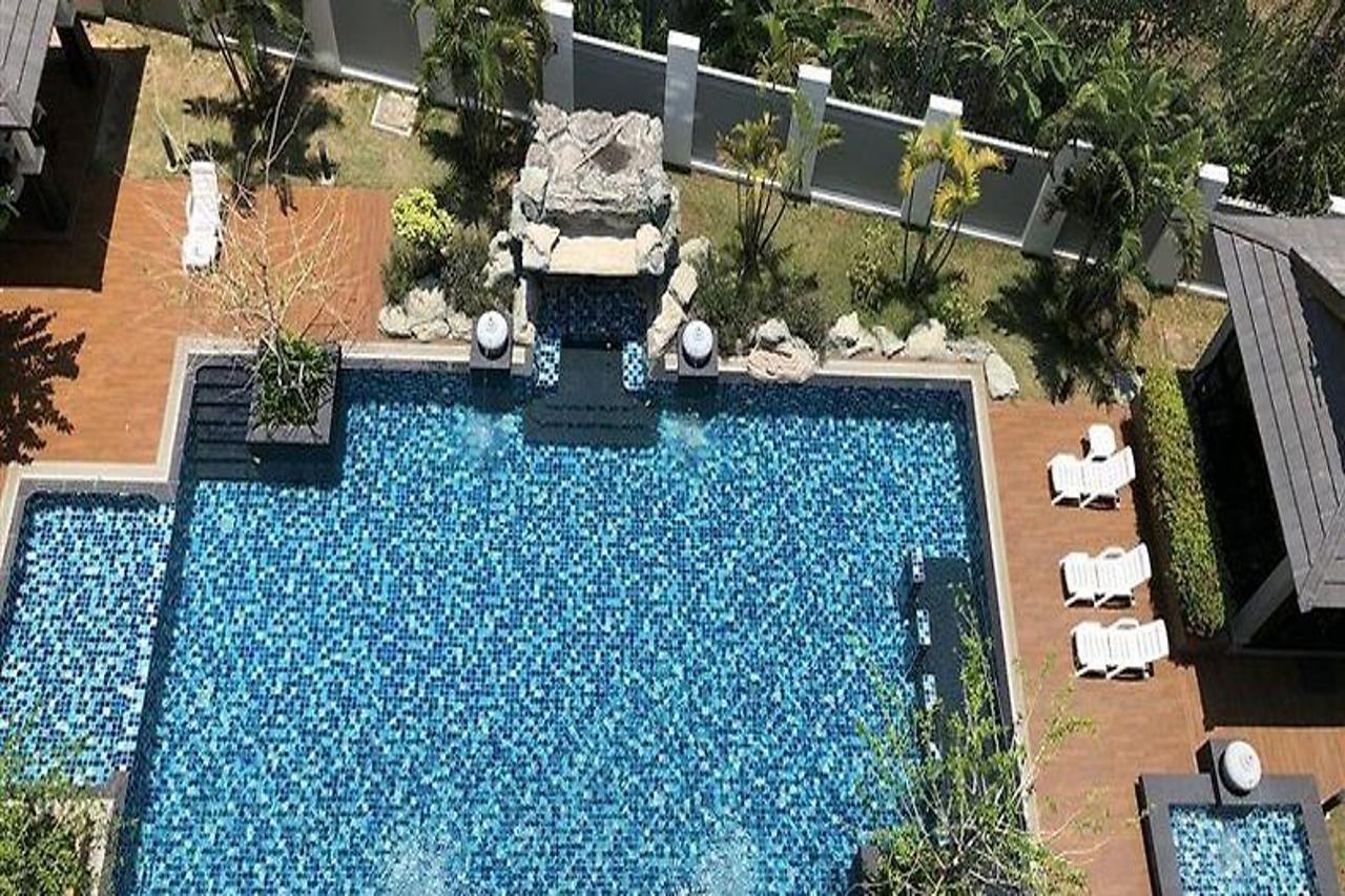 Na Lanna Hotel Pattaya