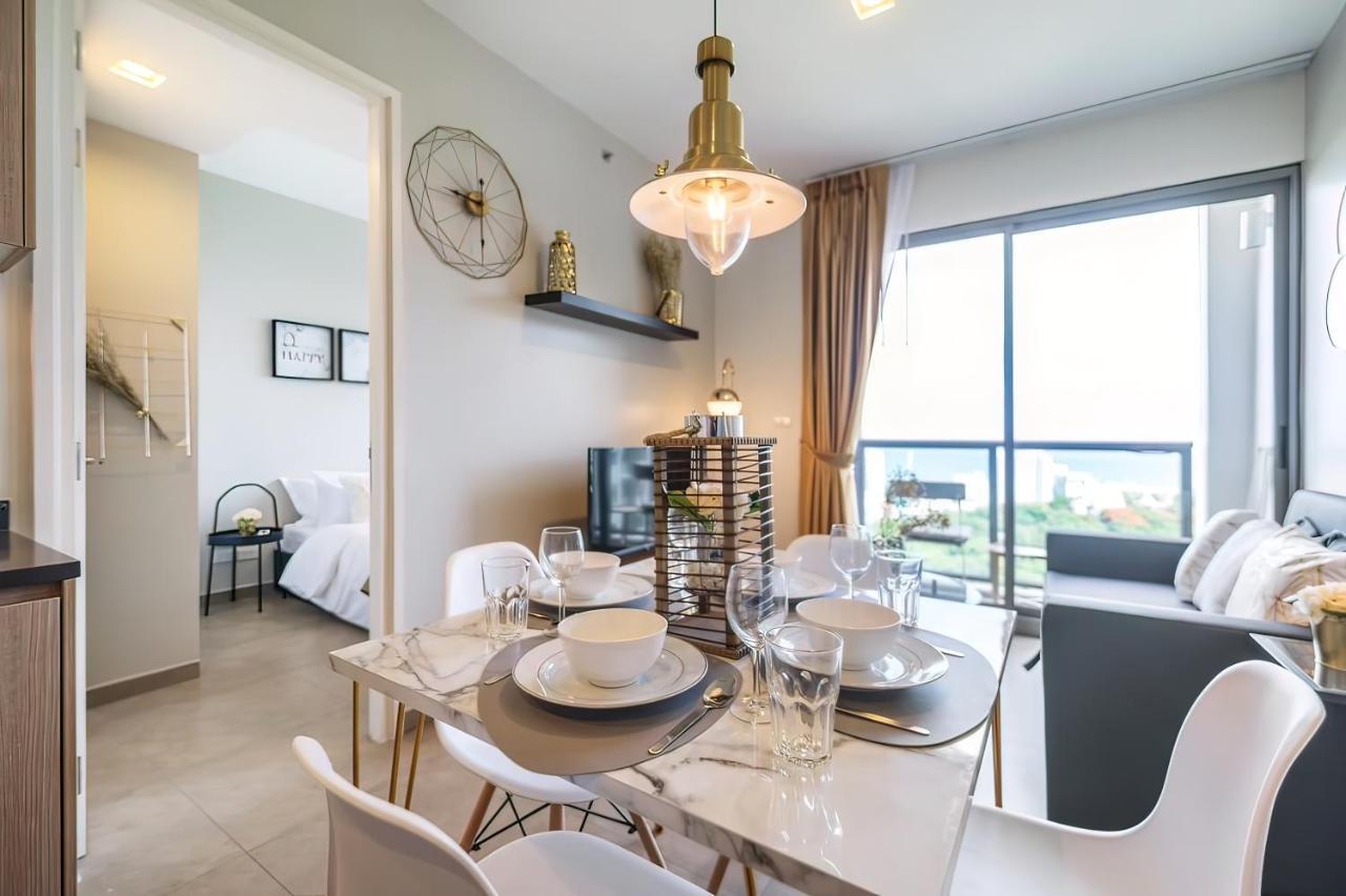 Amazingly Unixx 2 Bedroom In *
