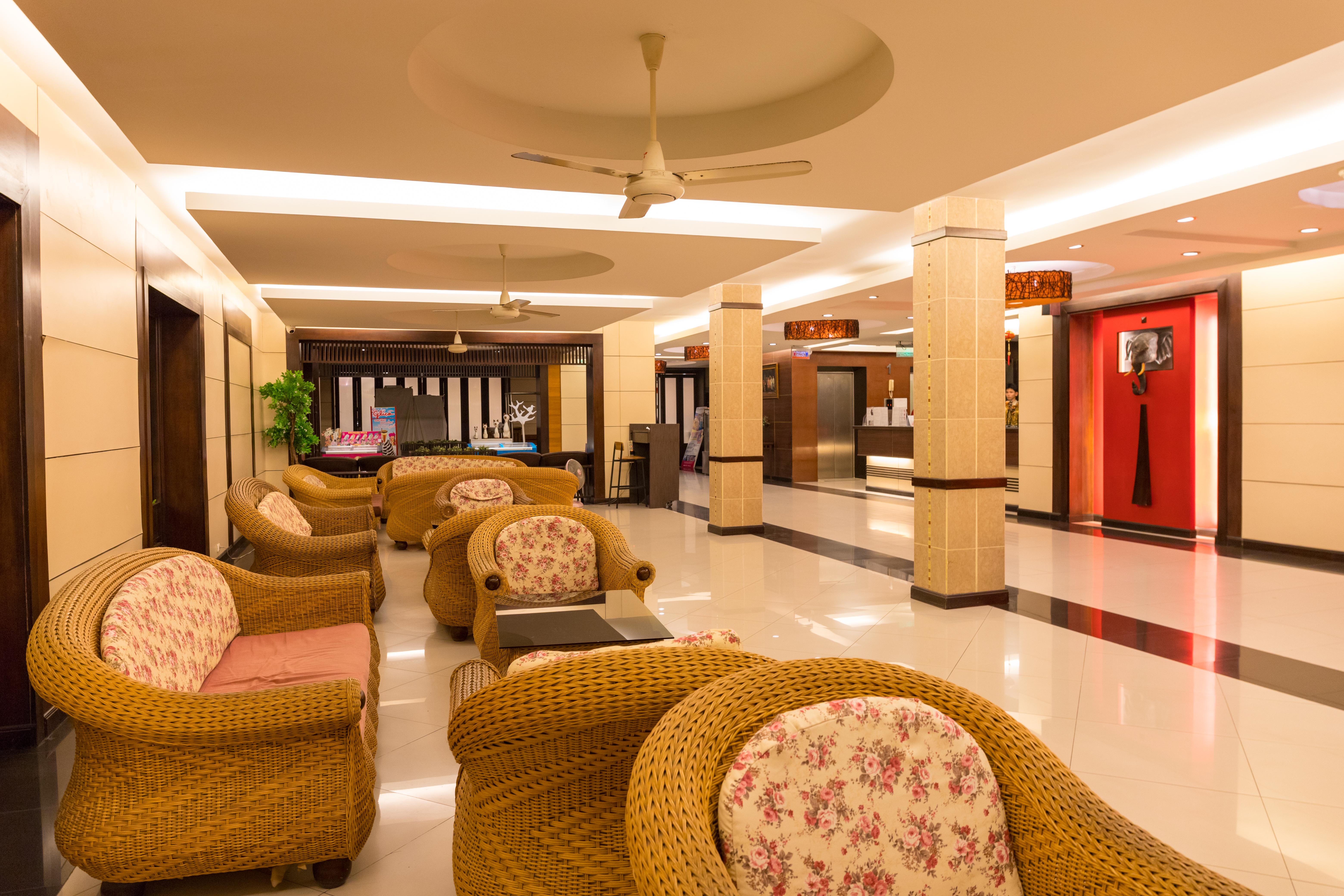 Hotel Golden Sea - Sha Extra 4*