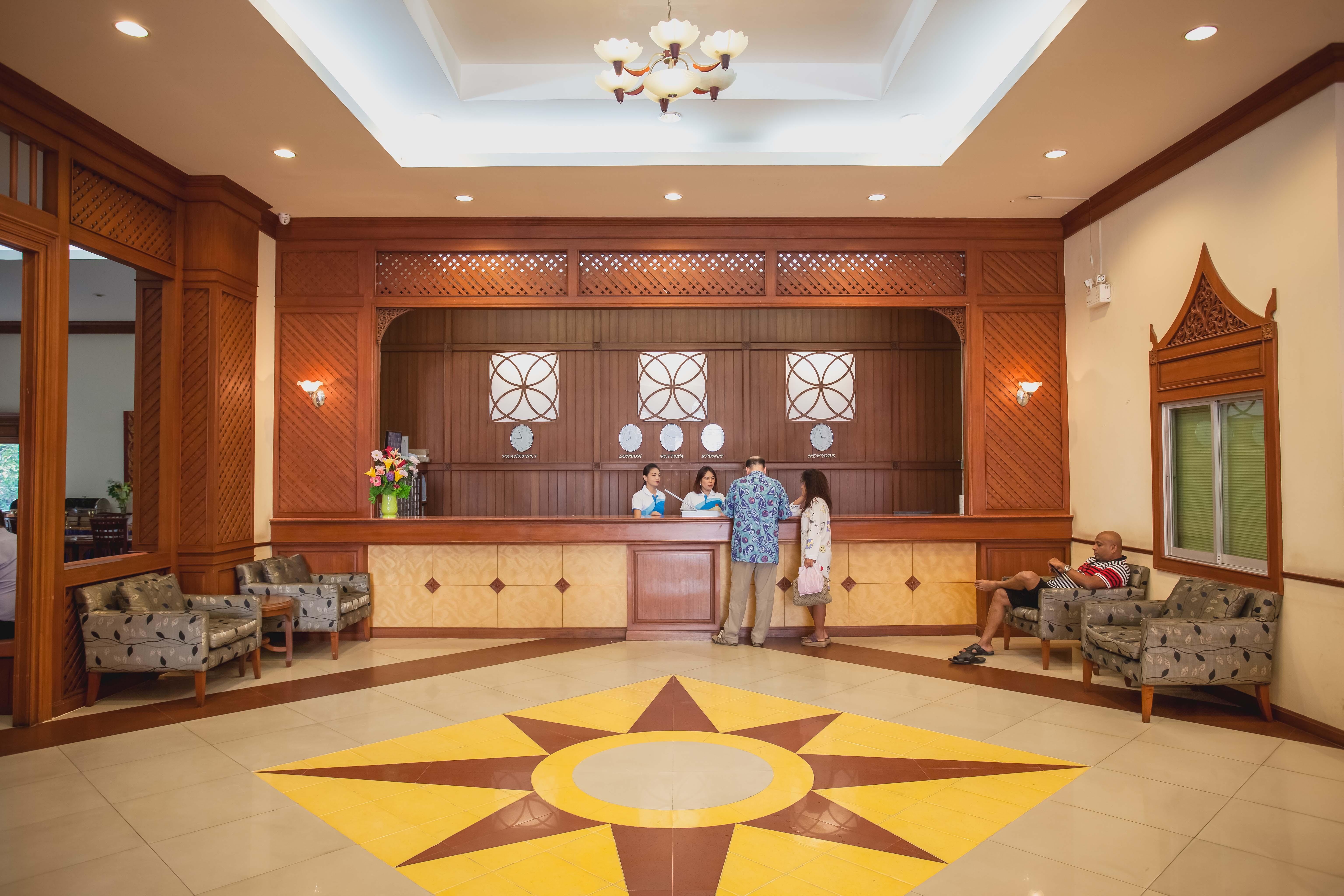 Eastiny Seven Hotel 3*