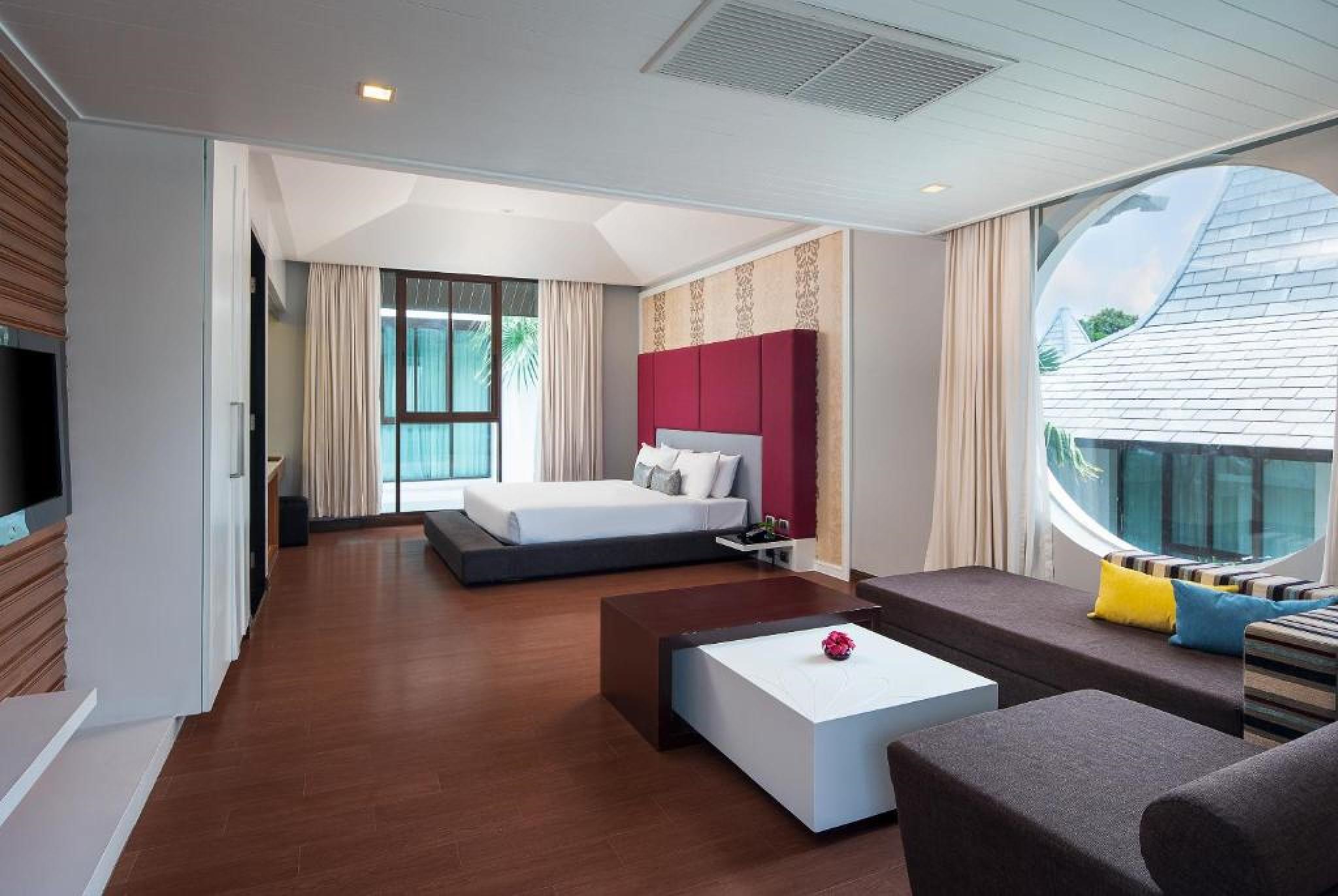 Z Through By The Zign Pattaya