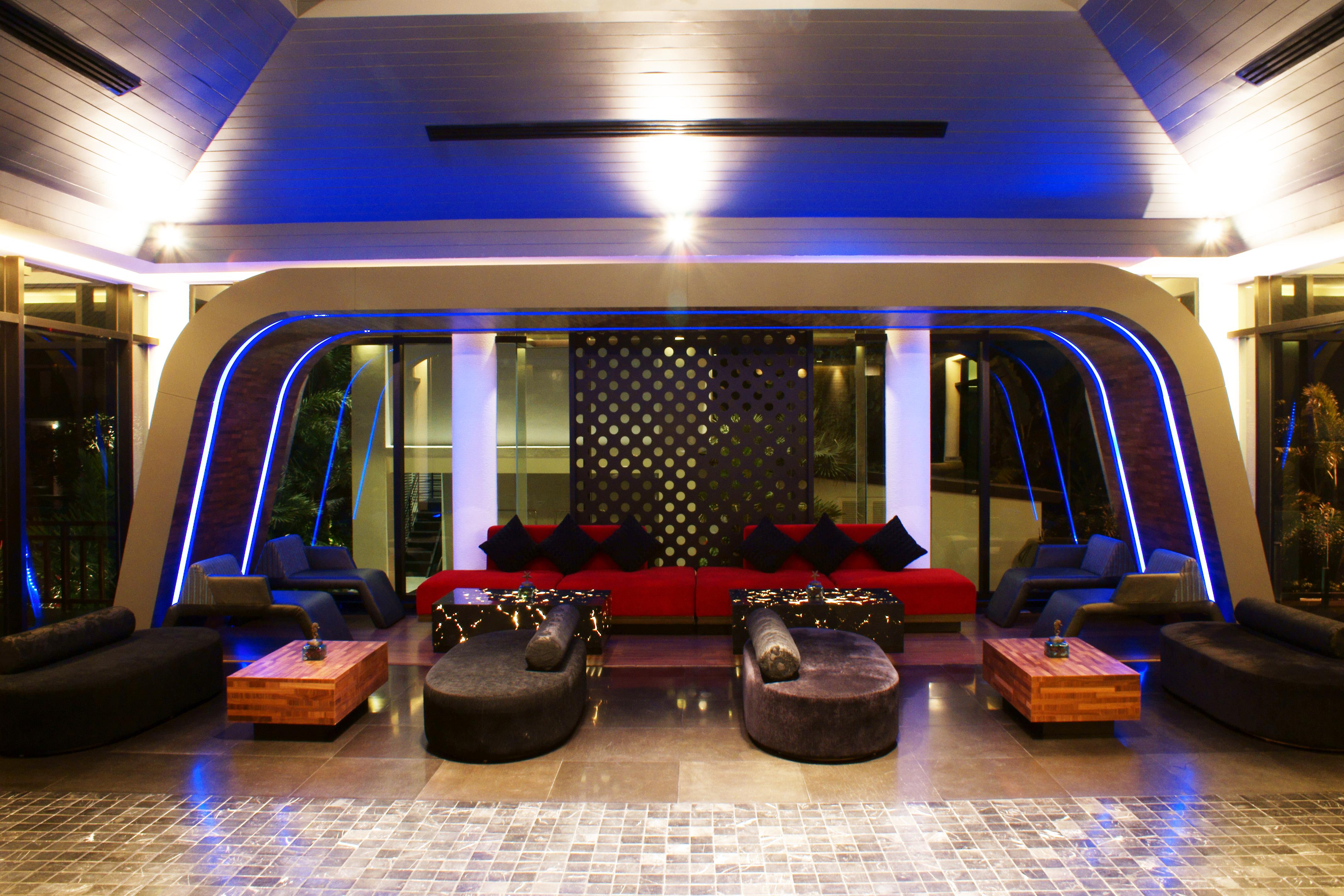 Z Through By The Zign Hotel