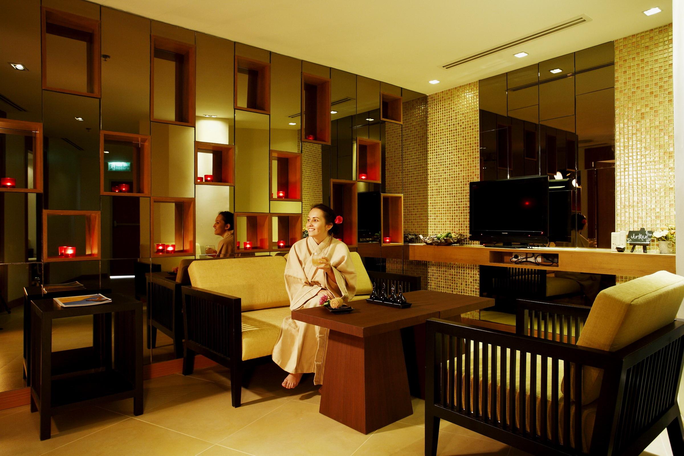 Centara Nova 4* Pattaya