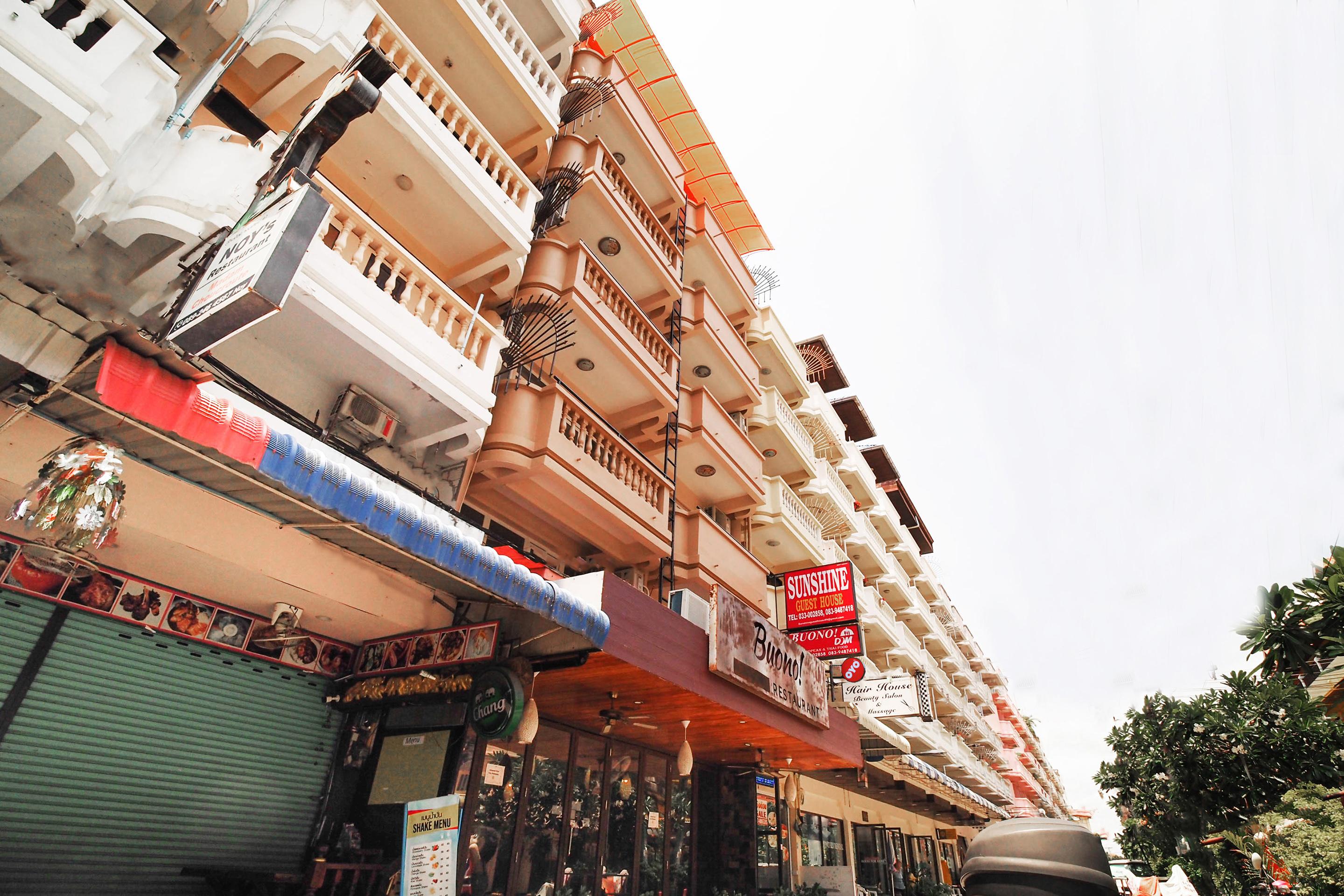 Oyo 963 Sunshine 2* Pattaya